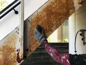 塗装前のケレン作業