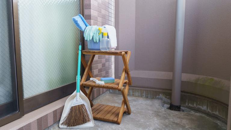 外壁カビを自分で除去する方法について