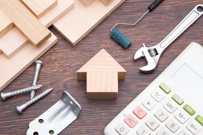 屋根塗装の剥がれのリフォーム方法・費用について